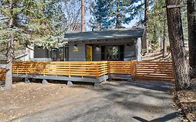 Yellow Pine Lodge