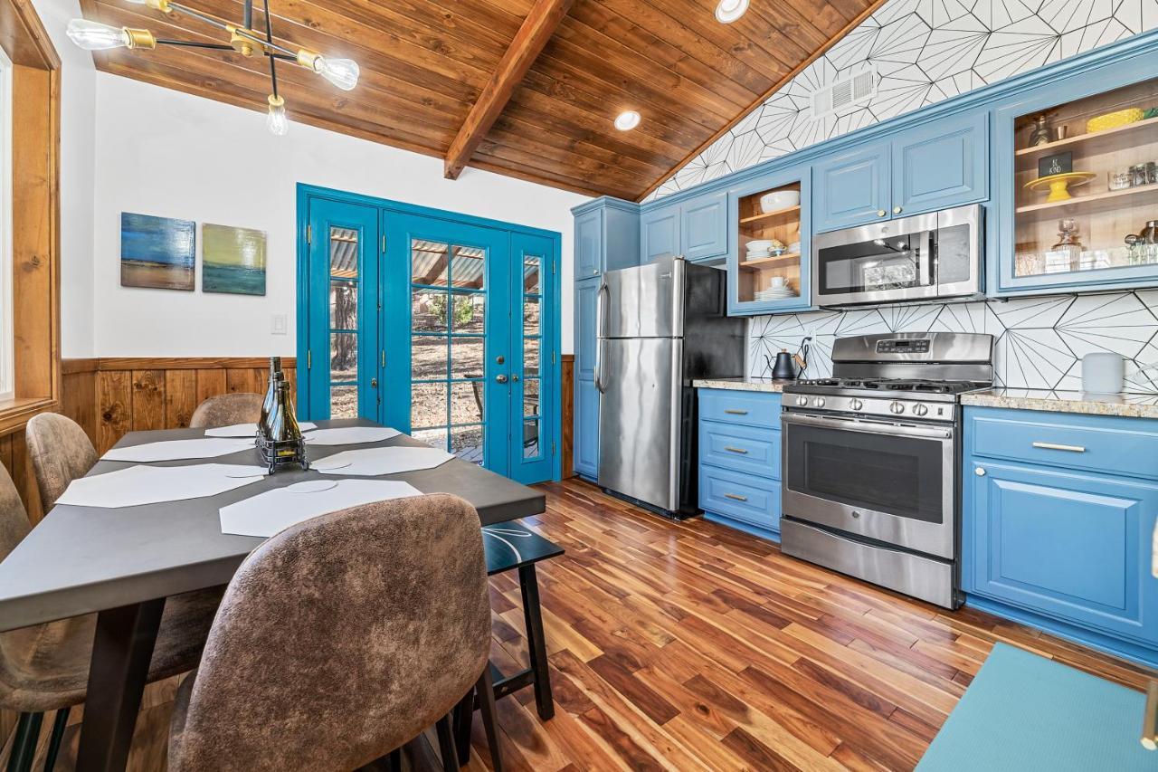 Yellow Pine Lodge - Charming Cottage Style Cabin With Peak-A-Boo Lake And Mountain Views Big Bear Lake Exterior photo